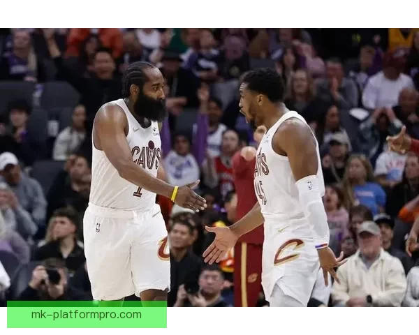 骑士主帅称赞球队拼搏精神 热火角色球员关键时刻投篮制胜